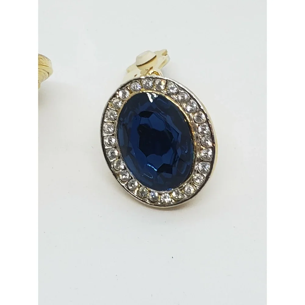 Gold Tone Oval‎ Rhinestones Blue Cut Glass Stone Clip On Fashion Earrings